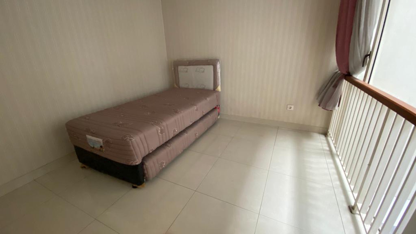 Rumah Bagus di Kebayoran Village Bintaro Jaya