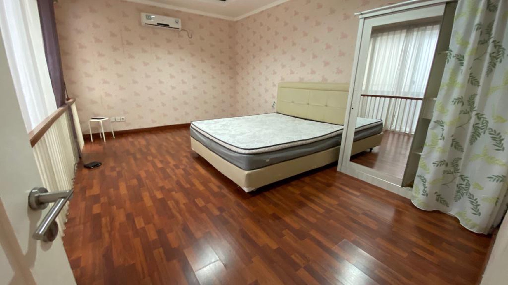 Rumah Bagus di Kebayoran Village Bintaro Jaya