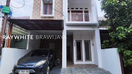 Townhouse Lingkungan Tenang Area Ciganjur Jagakarsa 