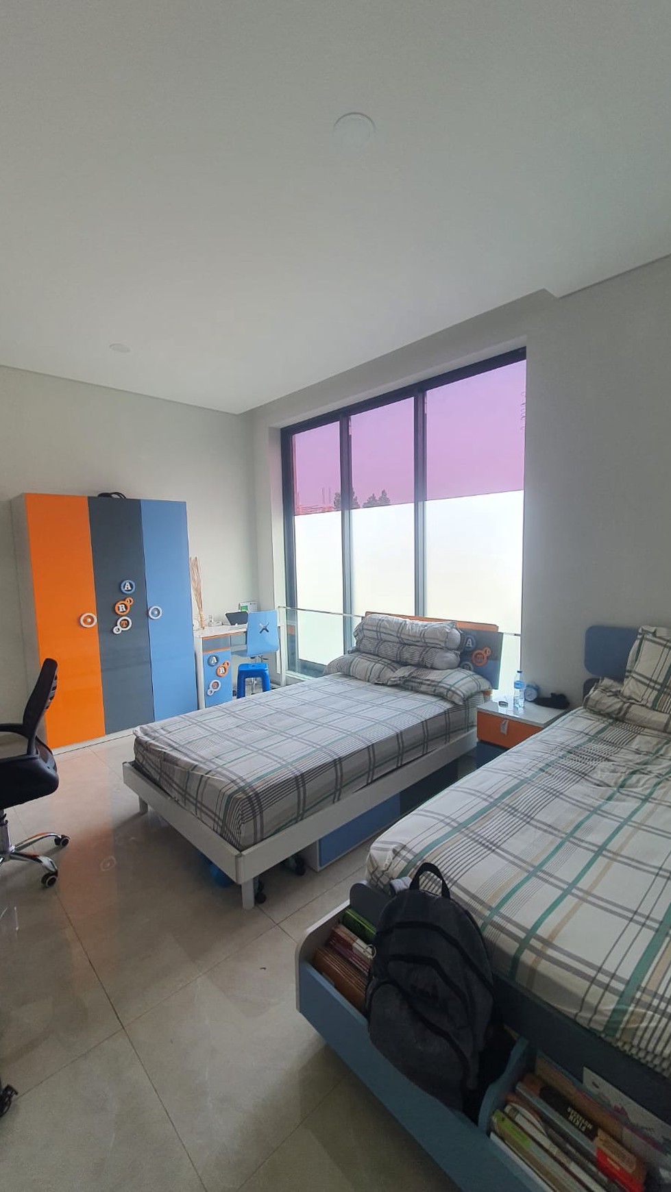Cluster Discovery Alton tentunya menyediakan berbagai fasilitas untuk meningkatkan kualitas hidup penghuninya. Salah satunya adalah Emerald Clubhouse yang menyediakan berbagai sarana olahraga untuk An