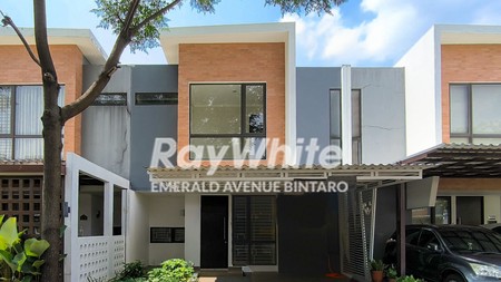 Rumah Minimalis, Siap Huni di Kebayoran Residence Bintaro Jaya