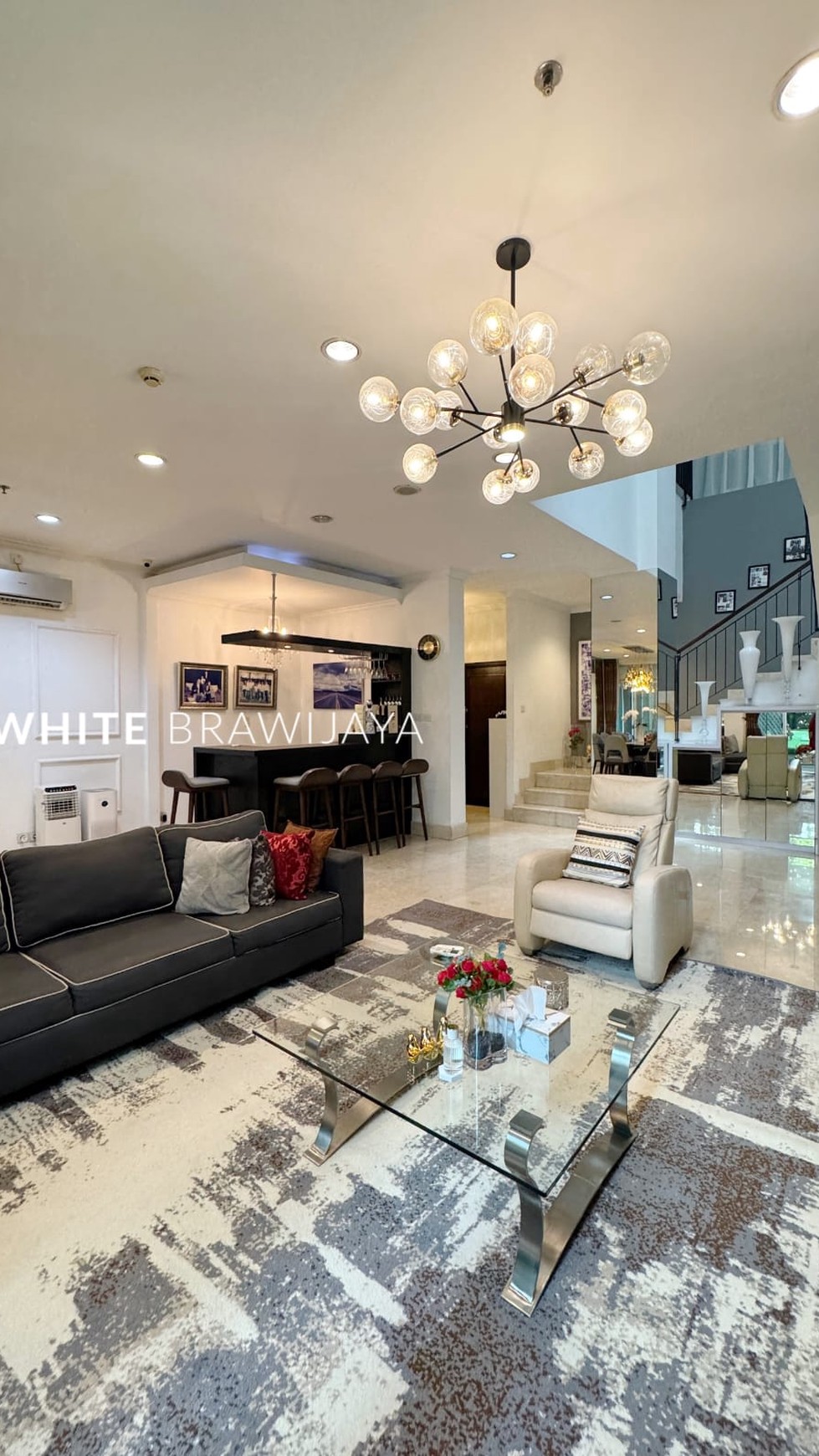 Rumah Hitung Tanah Area Cipete