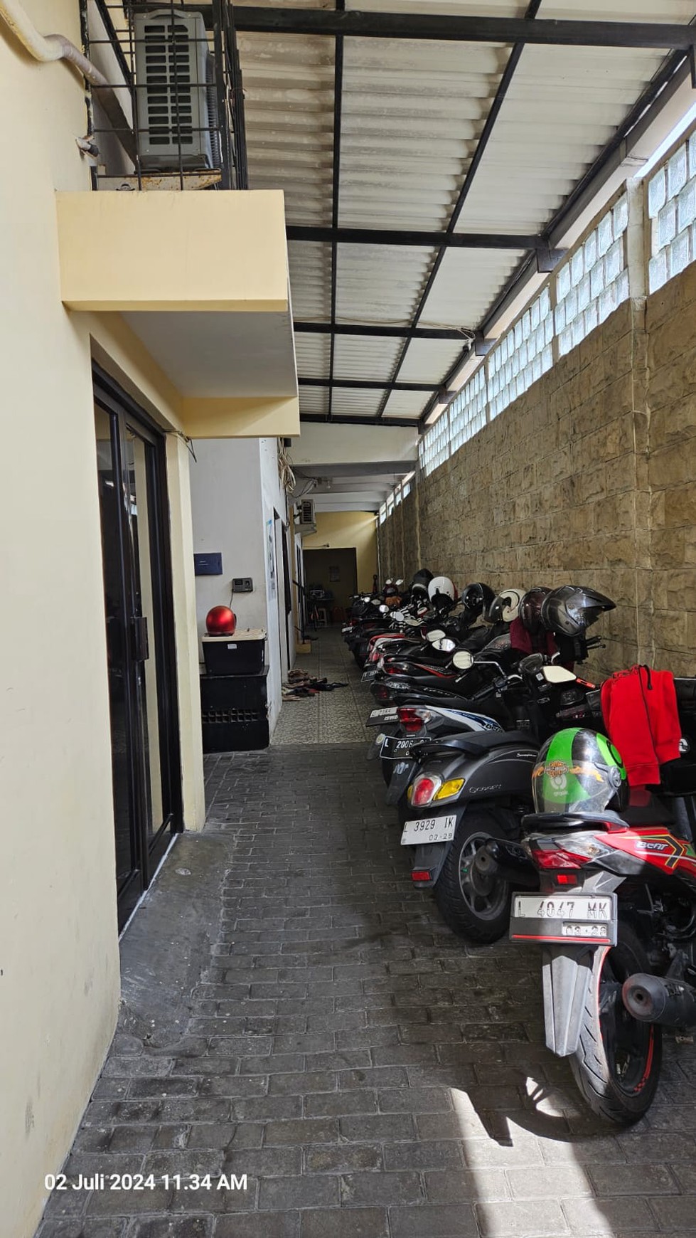 Rumah Hitung Tanah Area Cipete