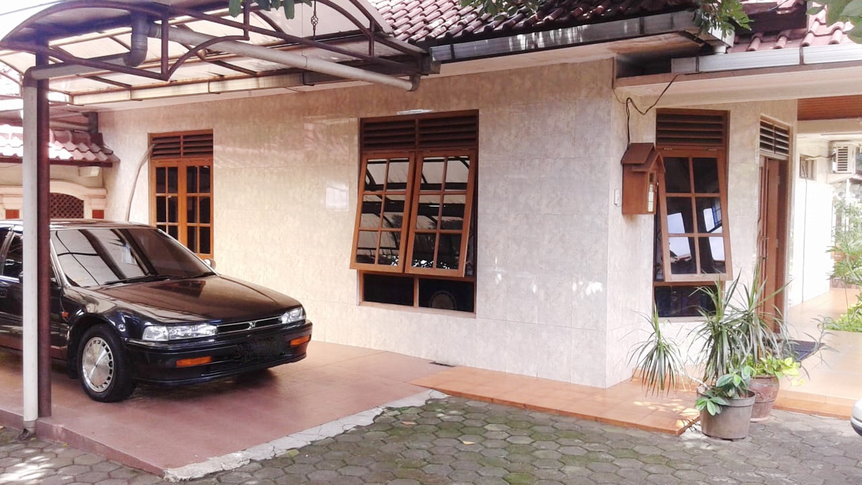 Rumah Hitung Tanah Area Cipete