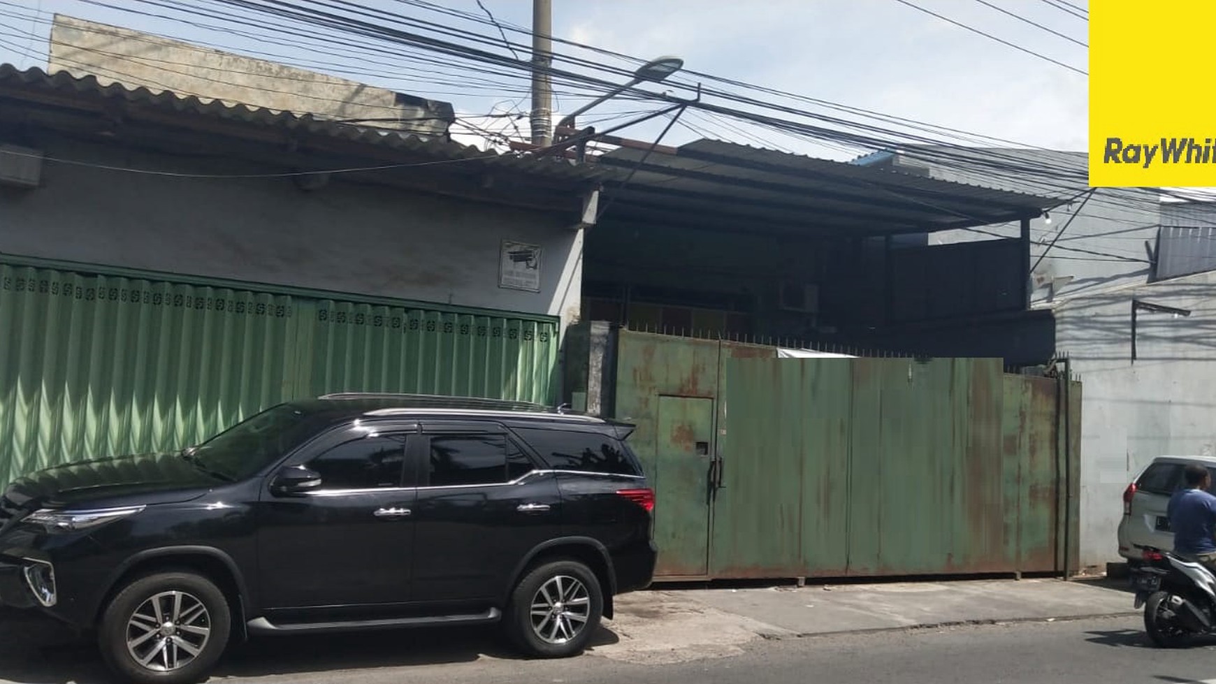 Rumah Hitung Tanah Area Cipete