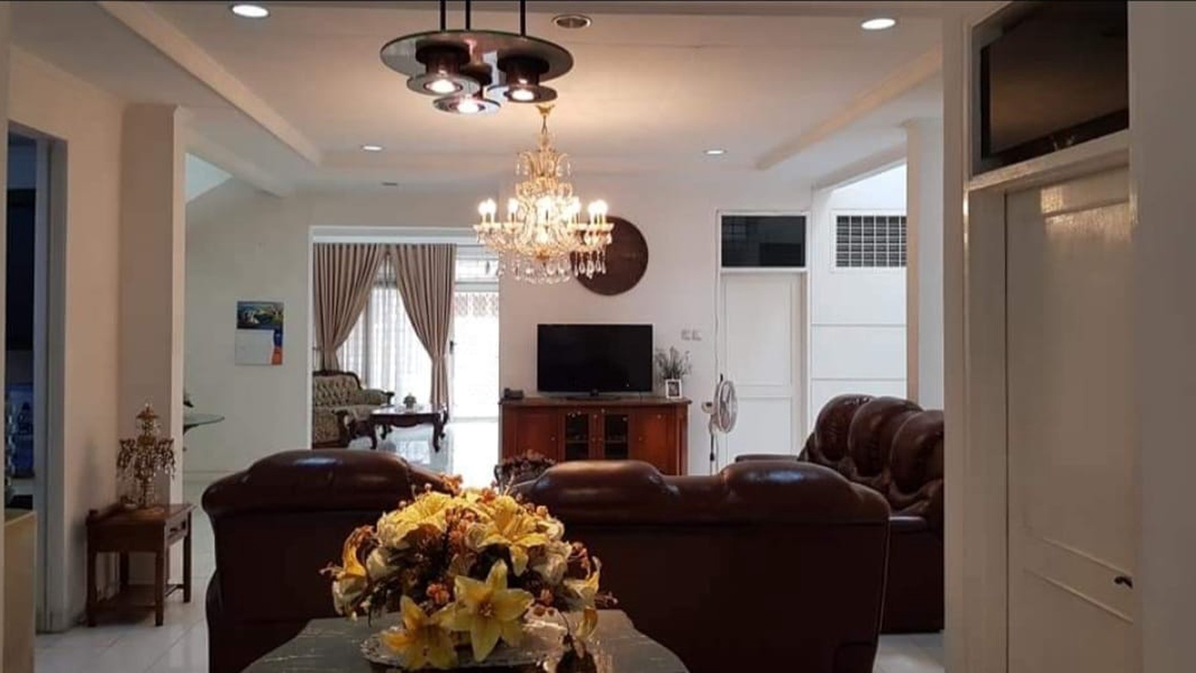 Rumah Hitung Tanah Area Cipete