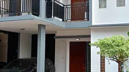 Rumah Cantik 2 Lantai Siap Huni dan Strategis @Kreo, Larangan