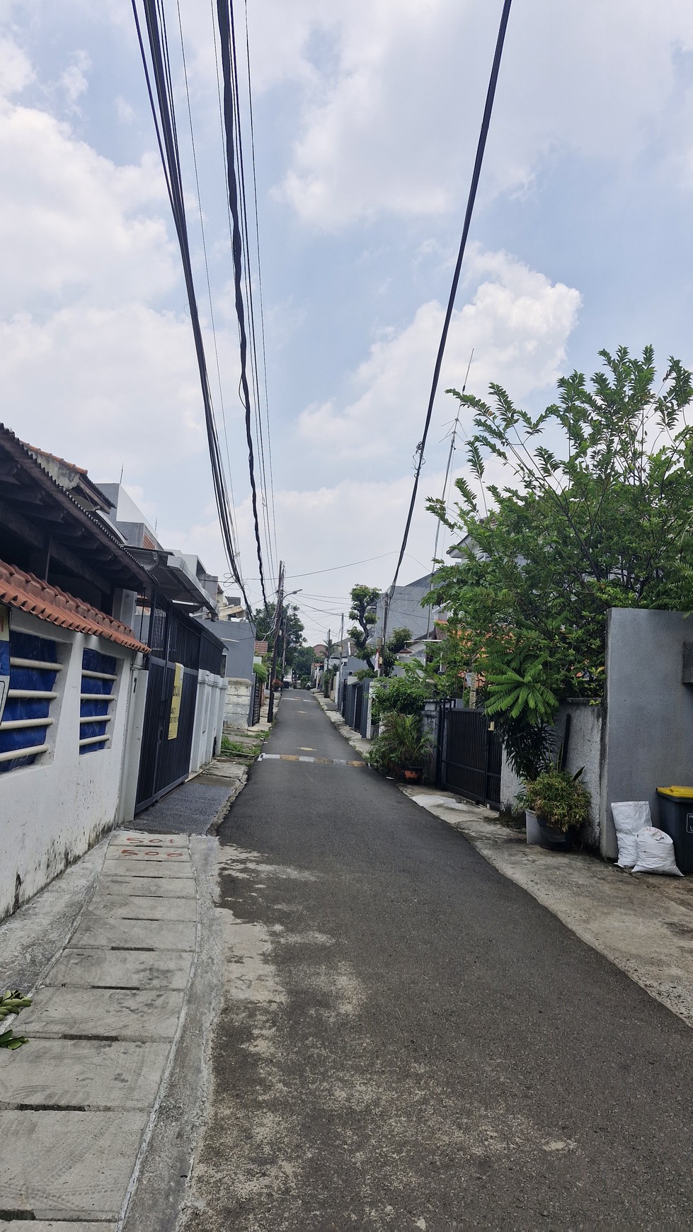 Rumah 2 Lantai Kebayoran Baru, Jaksel 