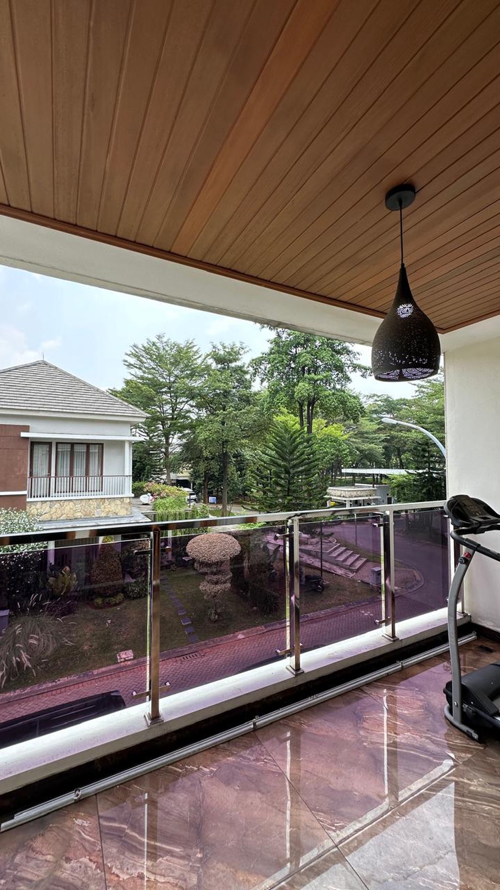 Rumah Modern Minimalis di kawasan Bintaro Jaya Sektor 9 Discovery Fiore