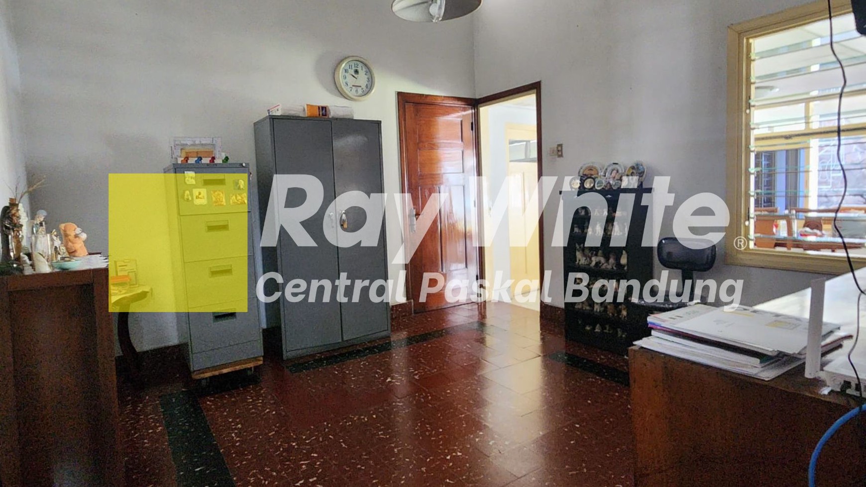 Rumah dan Rumah Kost Cantik Terawat di Sayap Riau Bandung