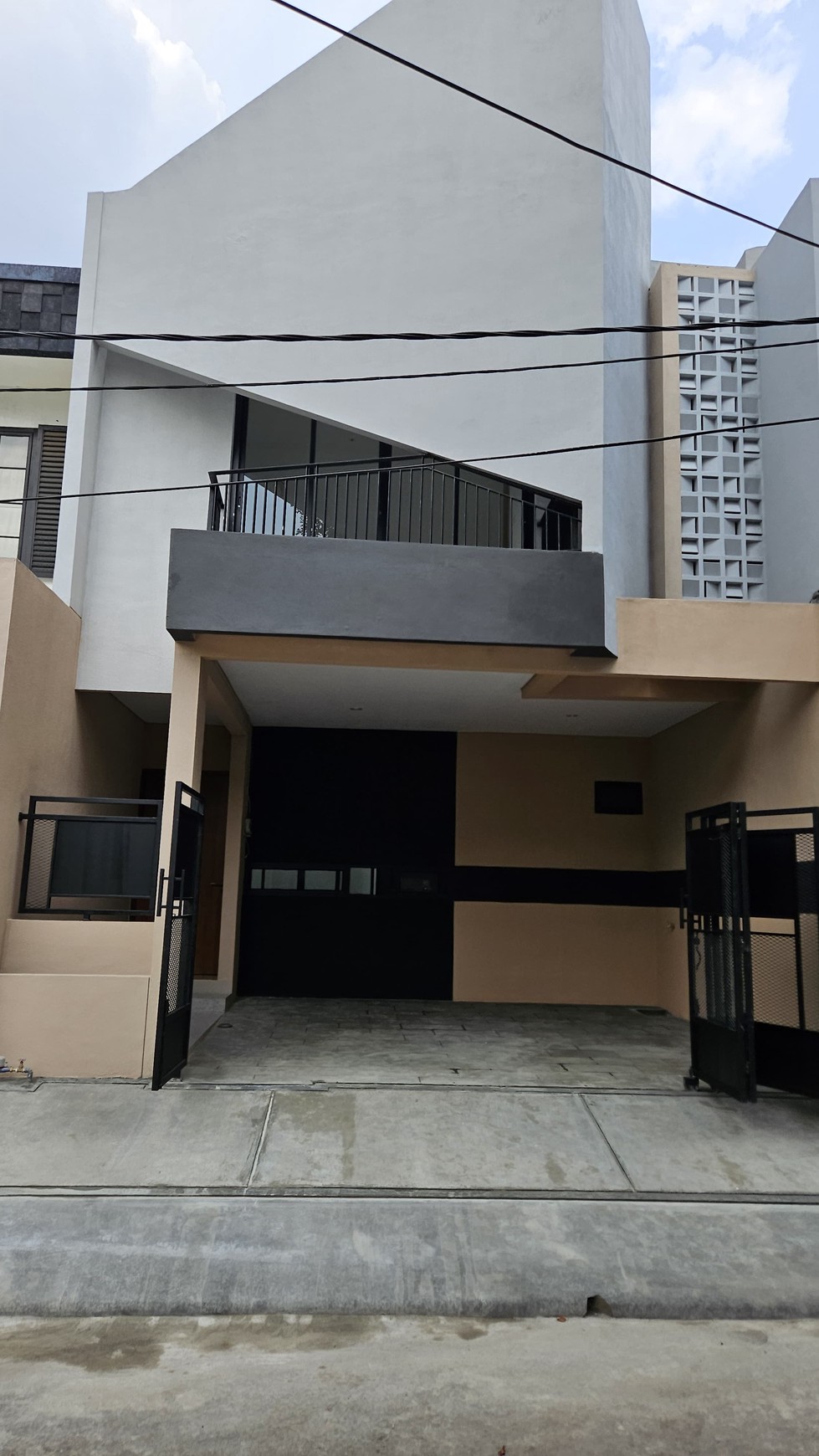 Rumah Brand new, minimalis siap huni di Bintaro Sektor 9