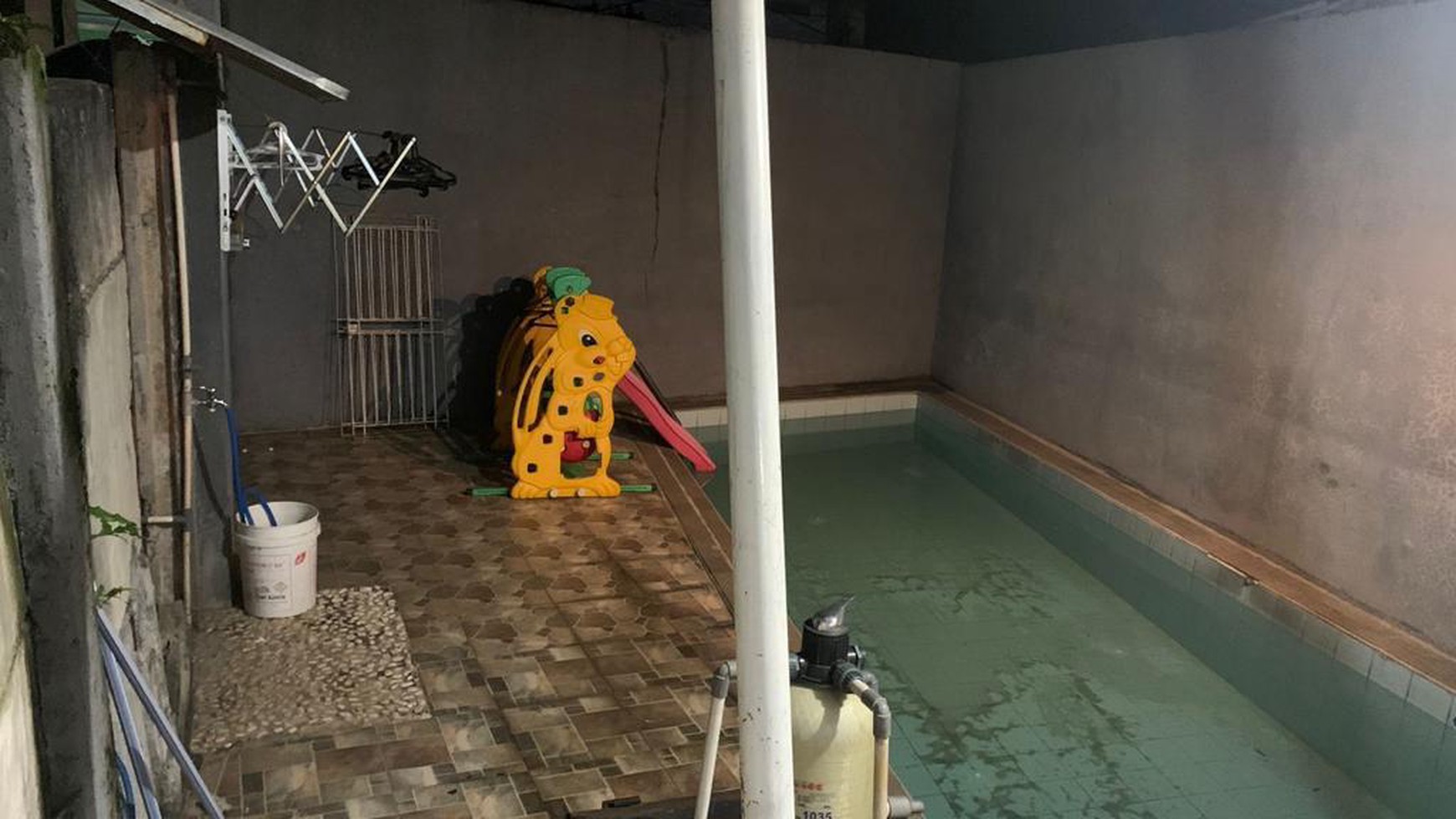 Rumah Minimalis Siap Huni dan Terdapat Mini Pool @Ciputat