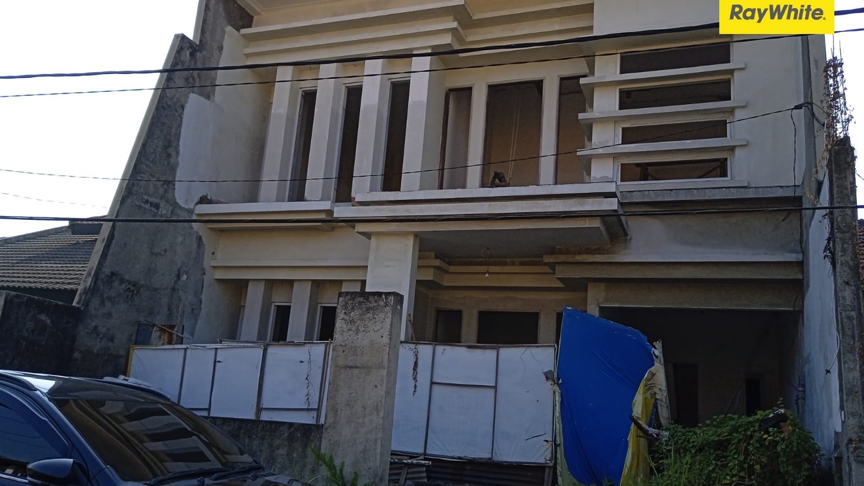 Dijual Rumah 2 lantai di Rungkut Asri Tengah Surabaya