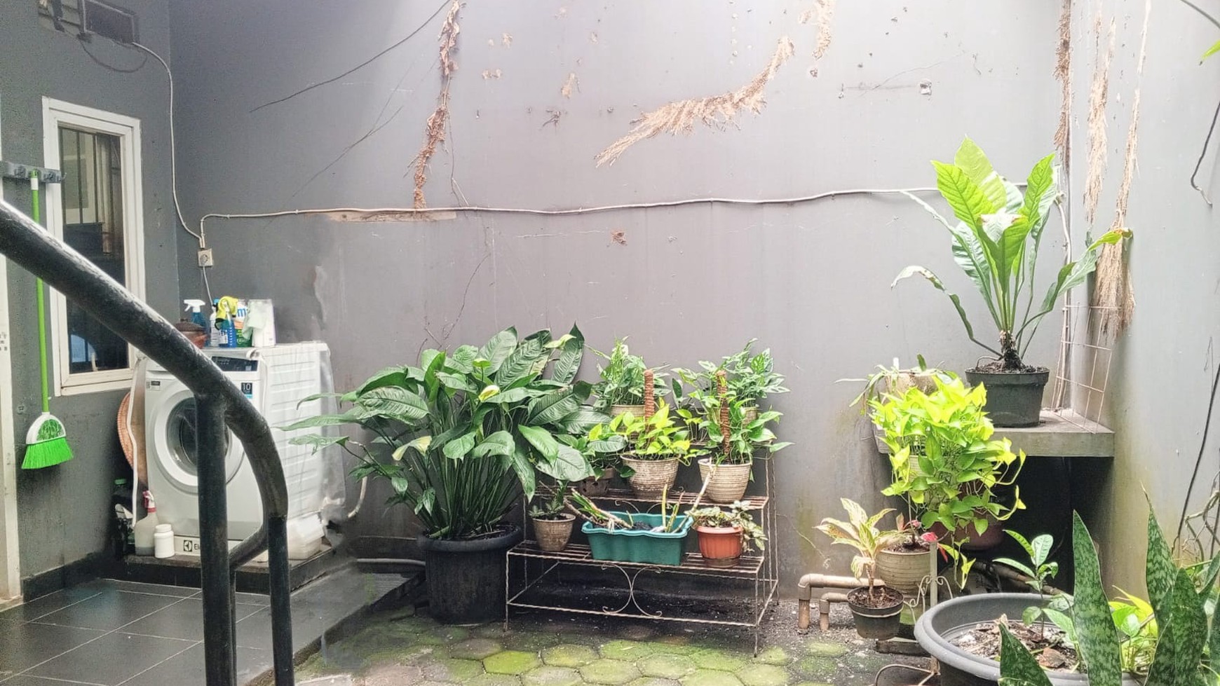 Rumah Bagus Di Town House Sektor 9 Ciputat Tangerang Selatan