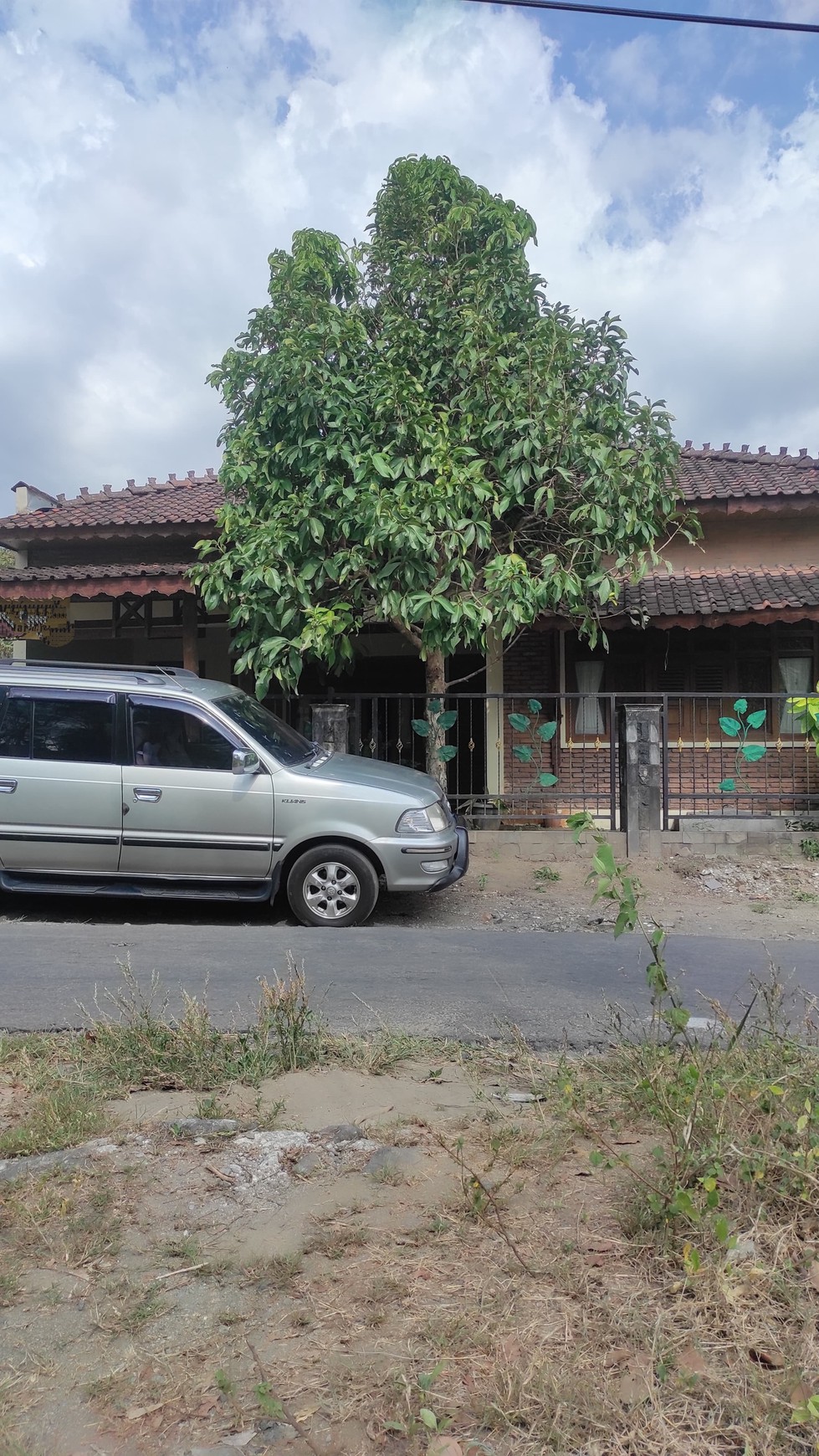 Rumah 2 Lantai Lokasi Strategis Dekat Kampus UII Terpadu Ngaglik Sleman 