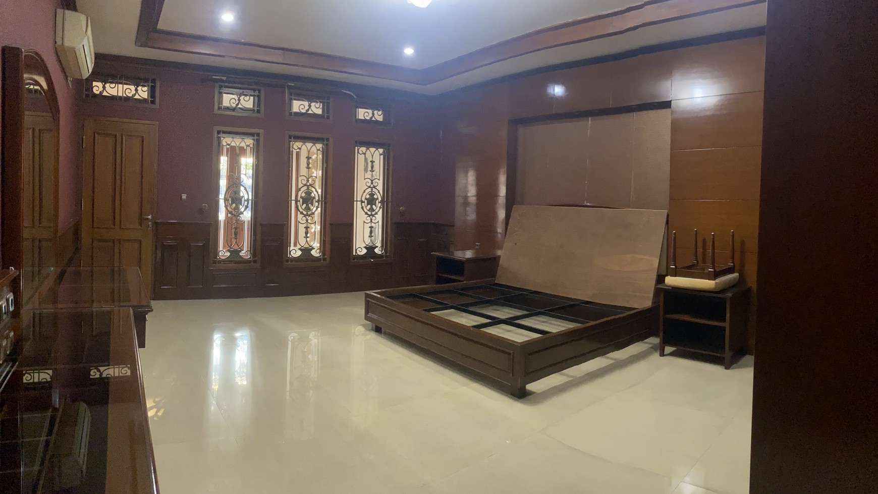 Di Jual Rumah Mewah Cipaganti