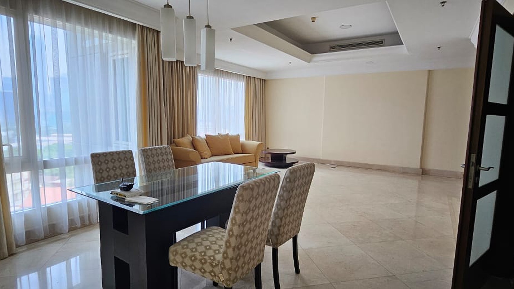 Sewa Apartment Mewah di SCBD suite, Jakarta Selatan