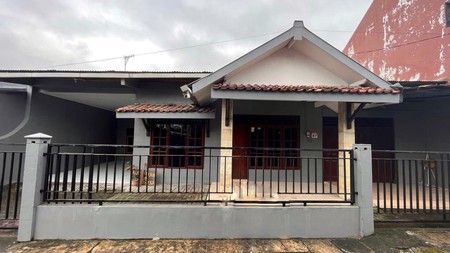 Rumah Tinggal 3 Kamar Lokasi Dekat Bandara AdiSucipto Kalasan Sleman 