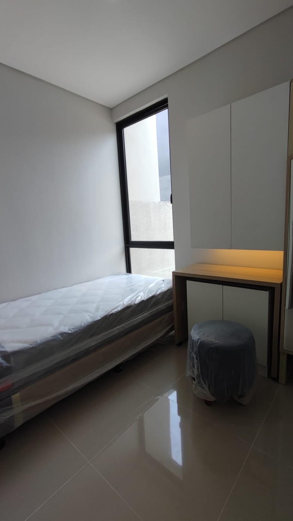 Dijual Rumah Full Furnished Murah Bagus di Northwest Central Citraland Surabaya Barat 