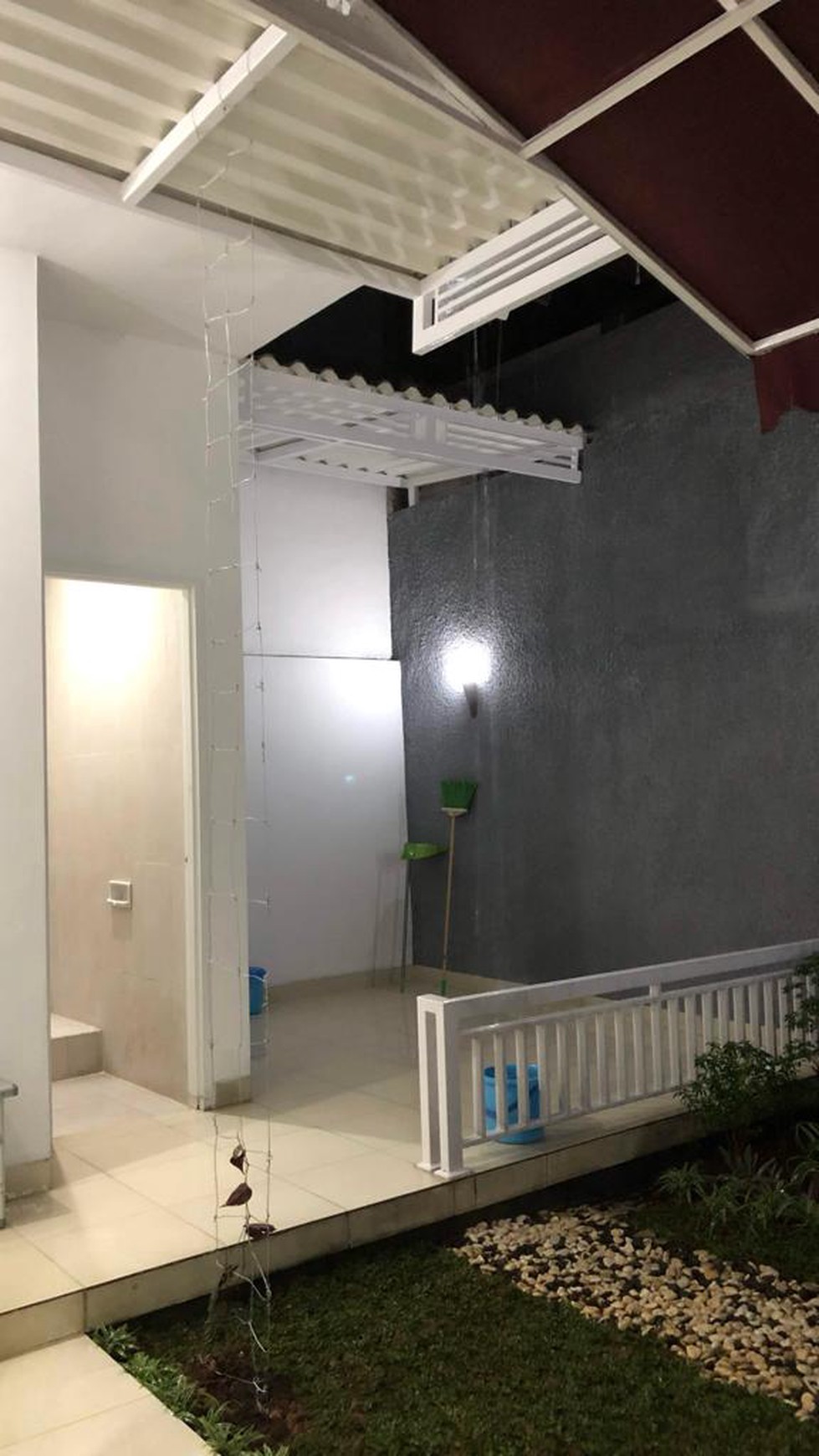 Rumah Cantik 2 Lantai Furnished di Citra Grand Cibubur 