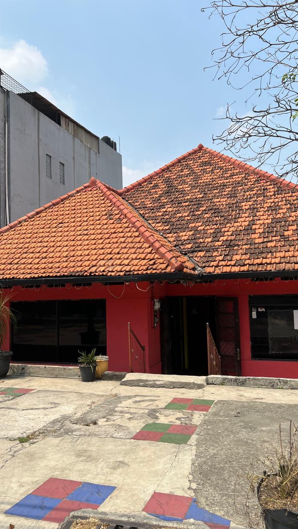 For Sale Tempat Usaha( ex Restaurant)