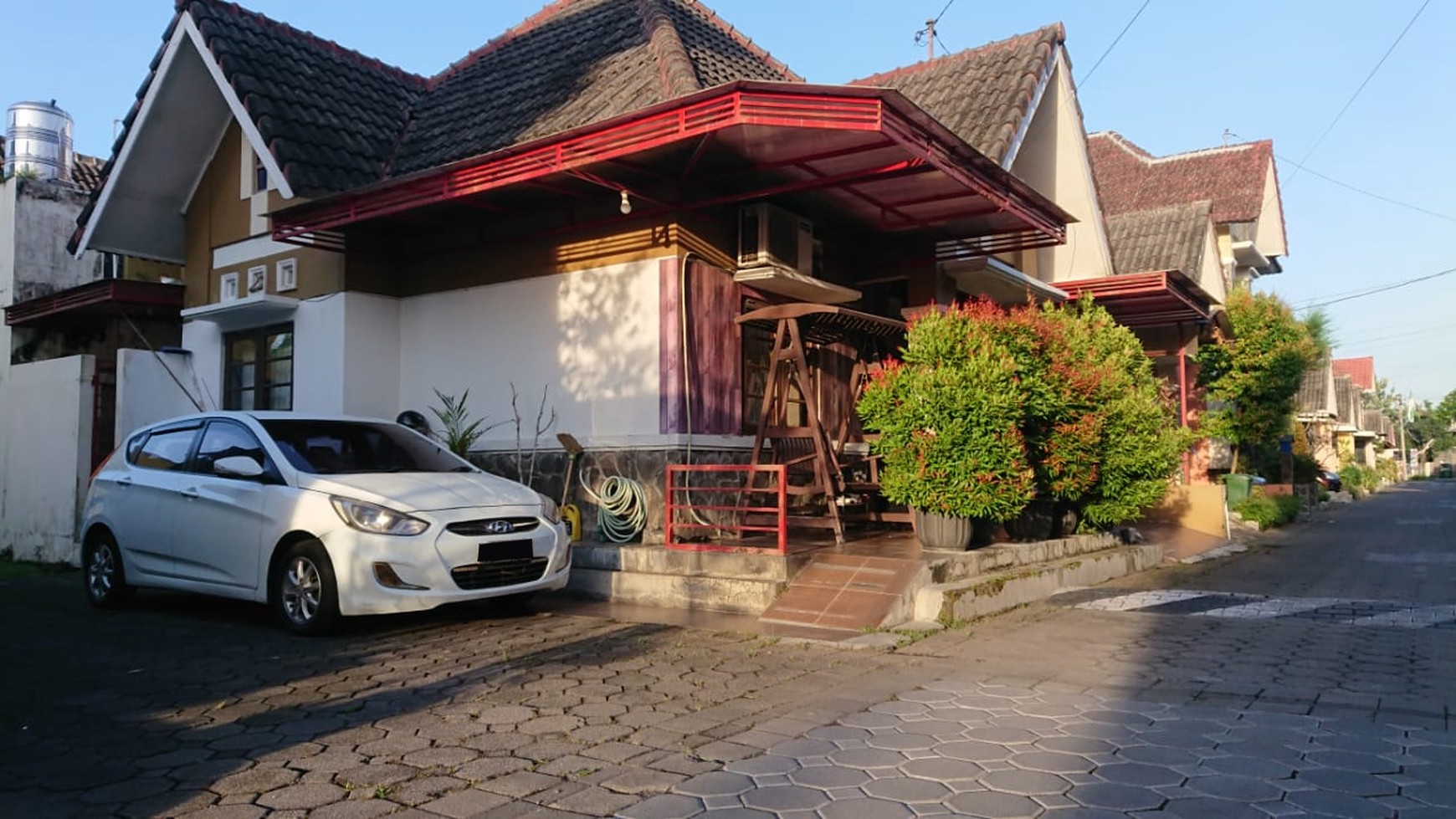 RUMAH DIJUAL DI GRIYA KUANTAN, JL. KEBON AGUNG, MLATI, SLEMAN