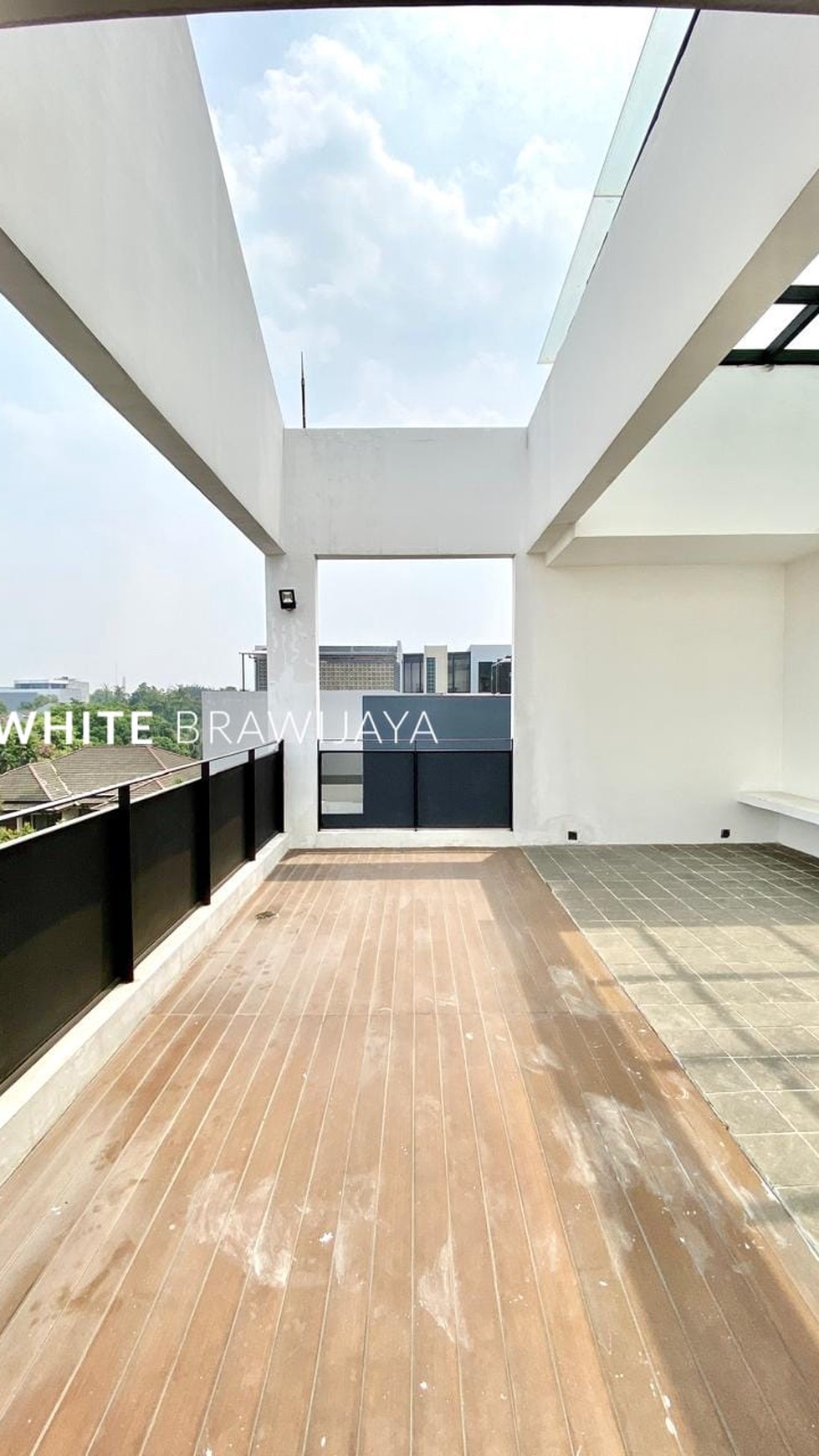 Rumah Baru Dalam Townhouse Elite Area Kemang Ampera