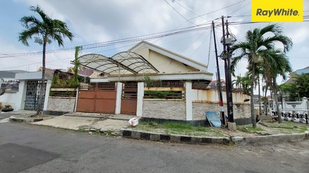 Dijual Rumah 2 lantai SHM di Sukomanunggal Jaya Surabaya