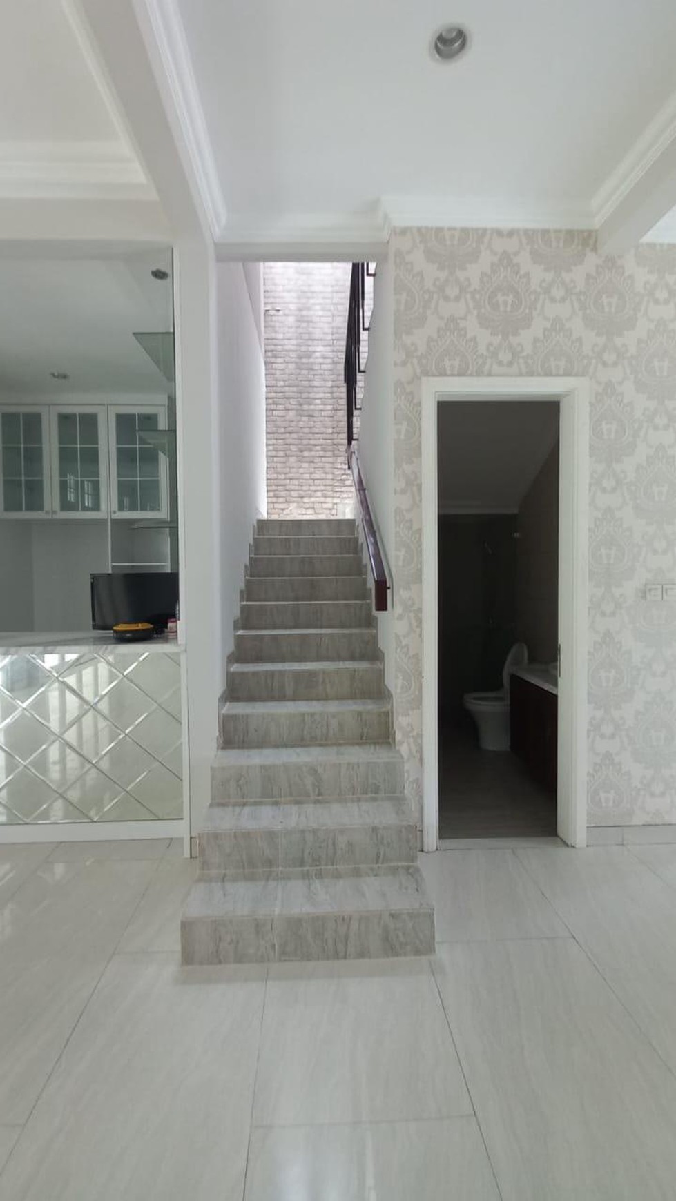 Dijual Rumah Baru/ Brand New di Jakarta Pusat