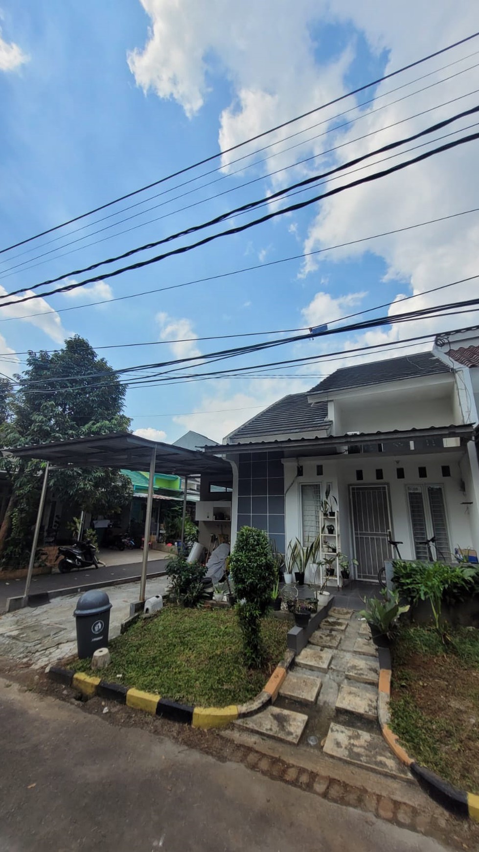 Rumah Cantik Minimalis Kondisi Siap Huni dan Strategis @Pamulang