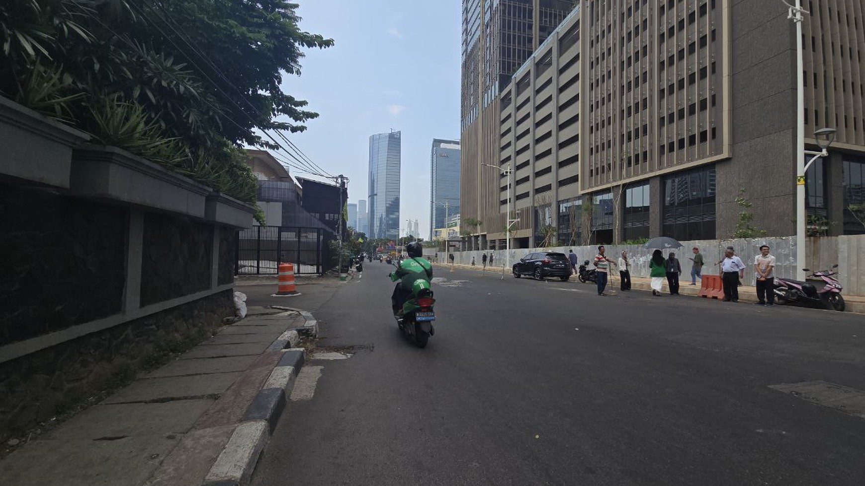 Rumah Hitung Tanah Area Cipete