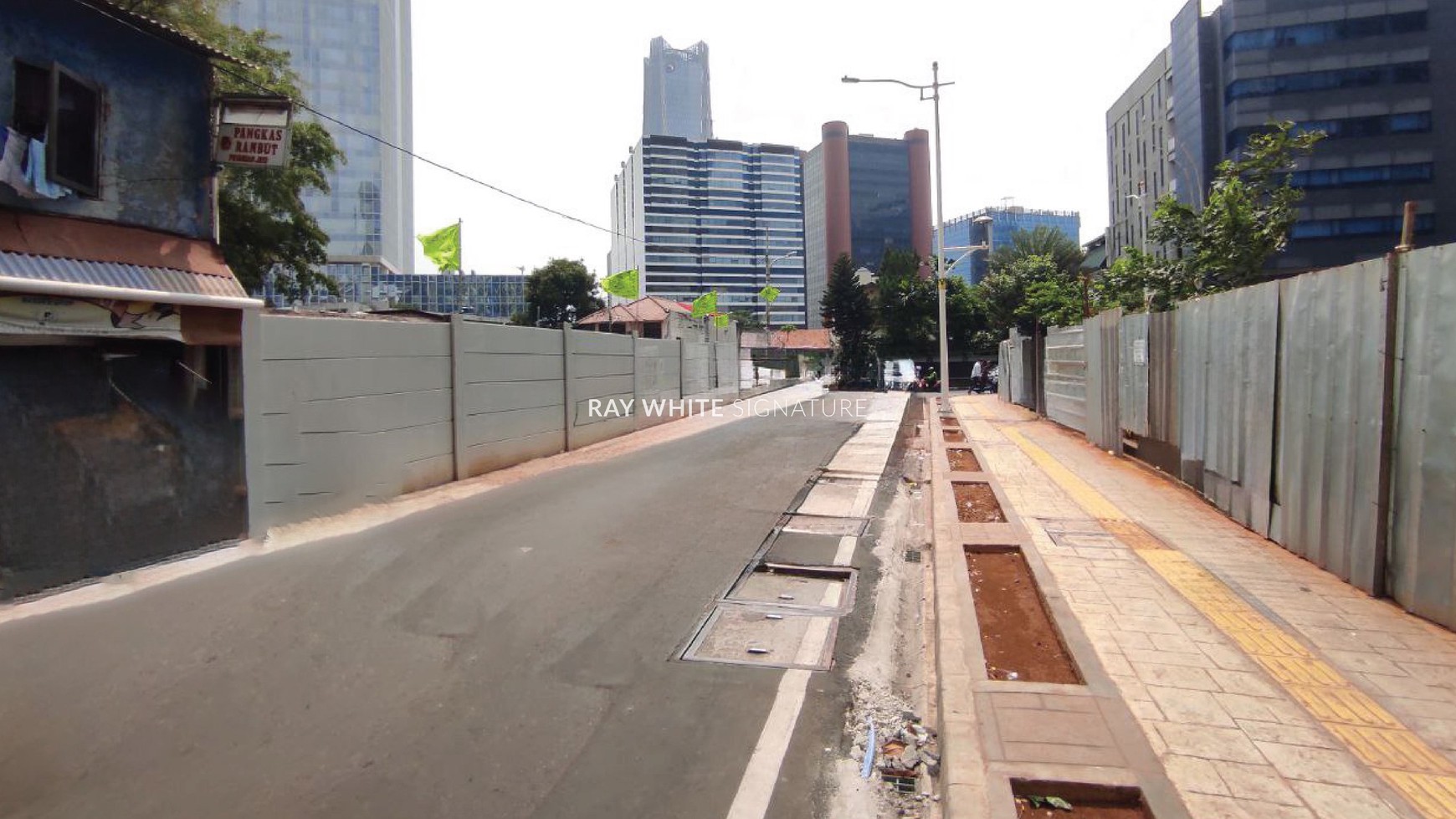 Rumah Hitung Tanah Area Cipete