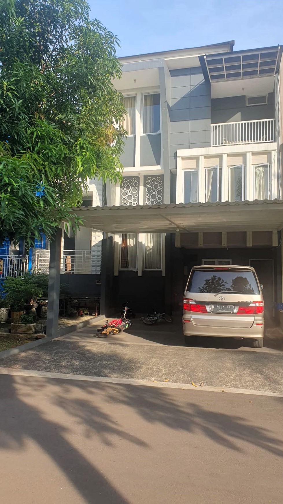 Rumah Hitung Tanah Area Cipete