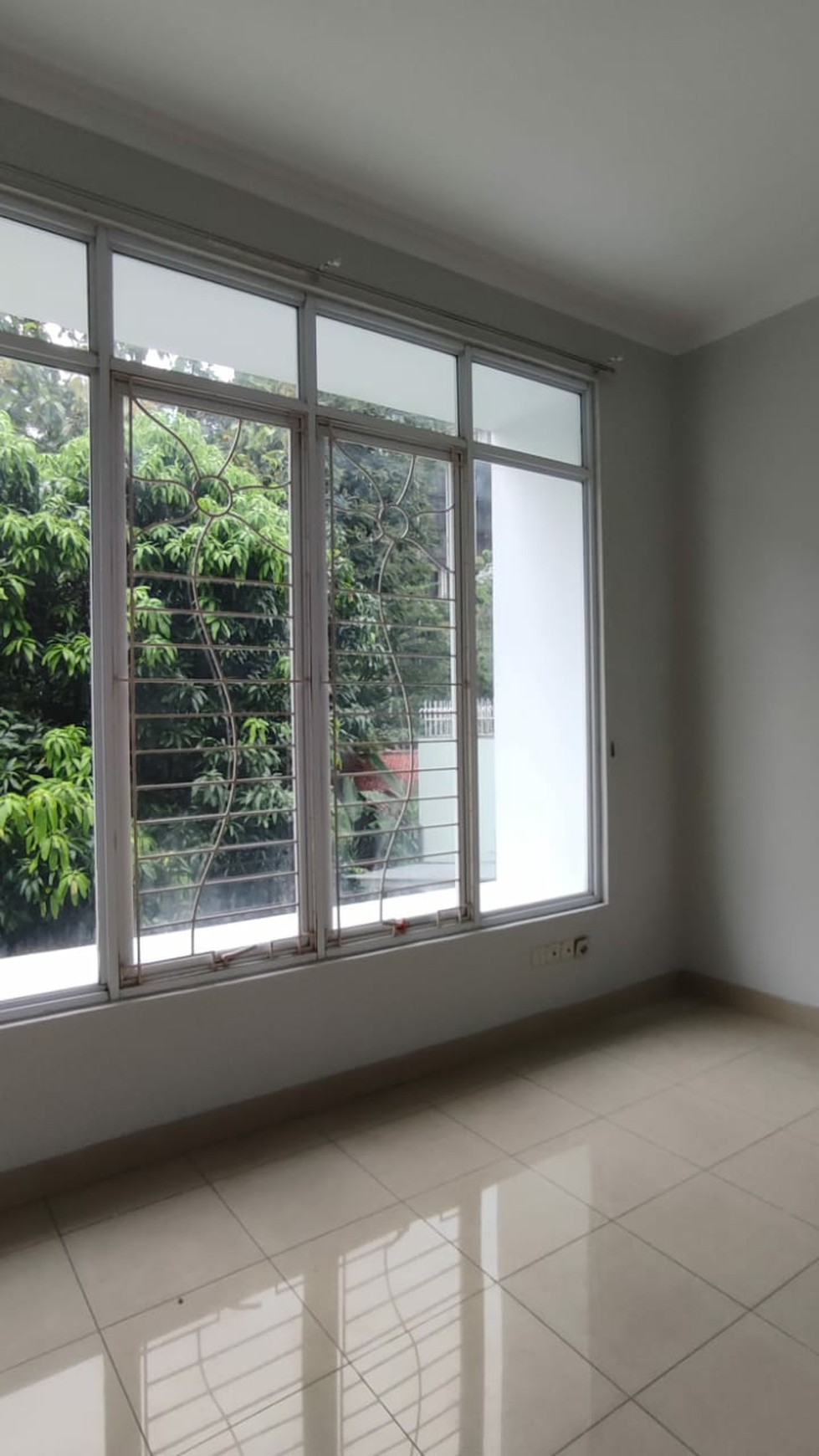 Rumah 2 Lantai di Kebayoran Terrace Bintaro Jaya