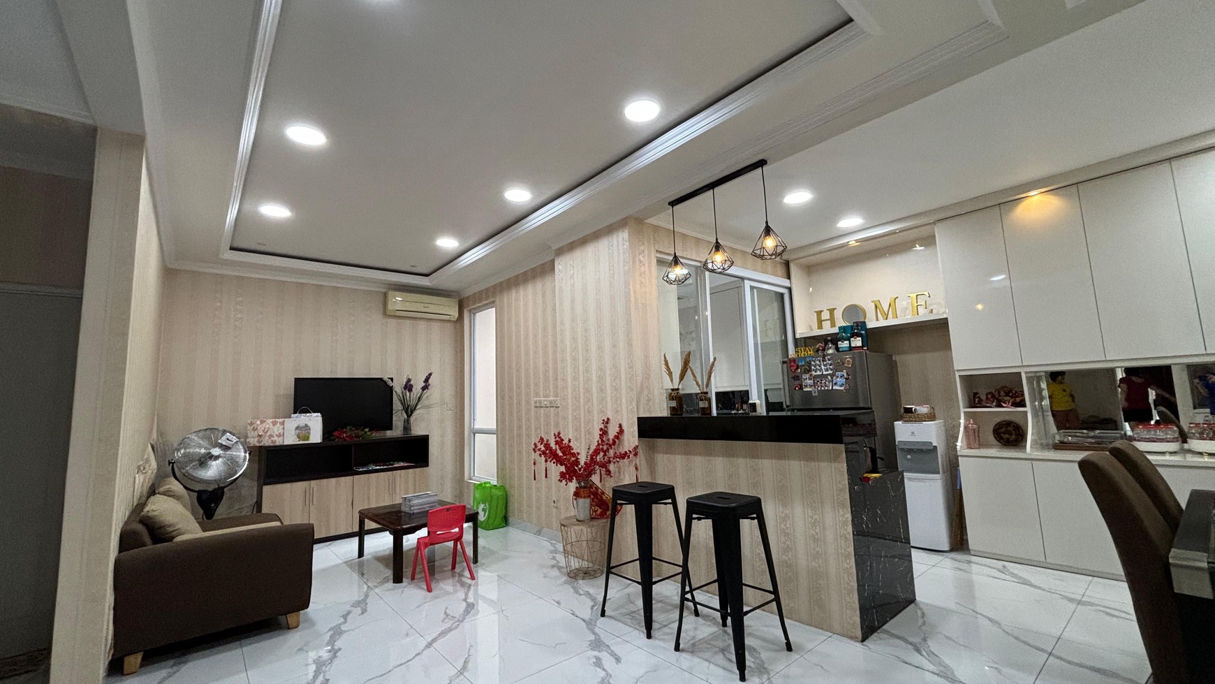 Rumah Cantik Furnished di Kota Wisata