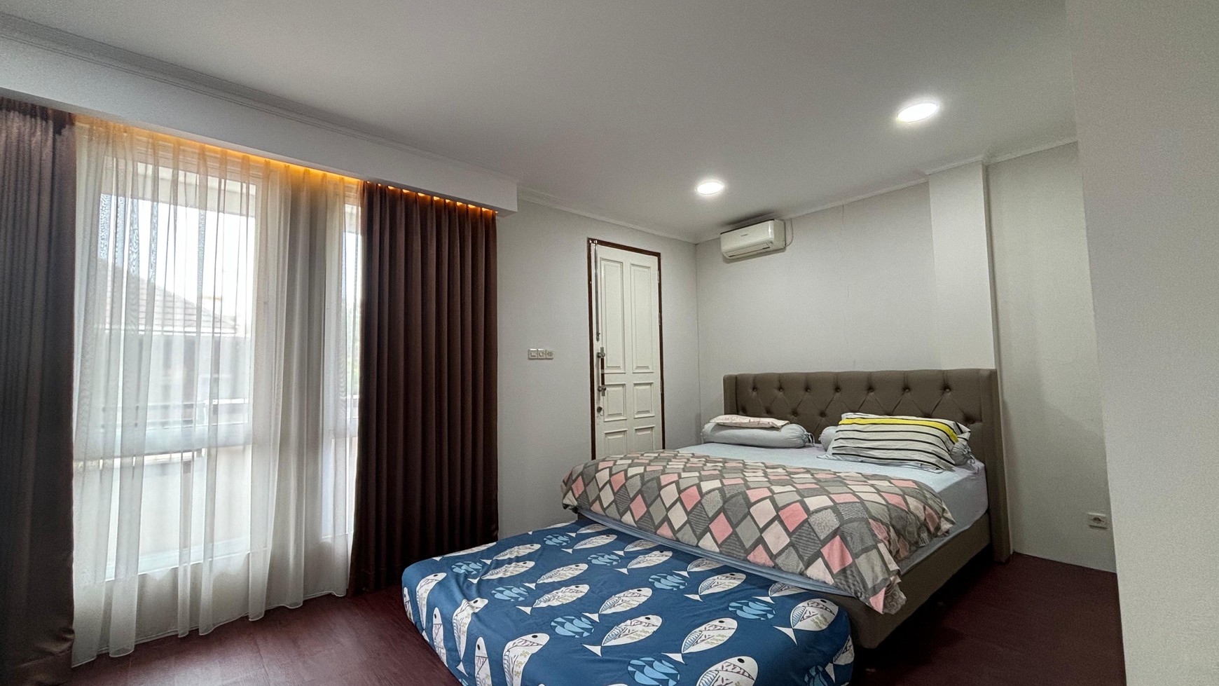 Rumah Cantik Furnished di Kota Wisata