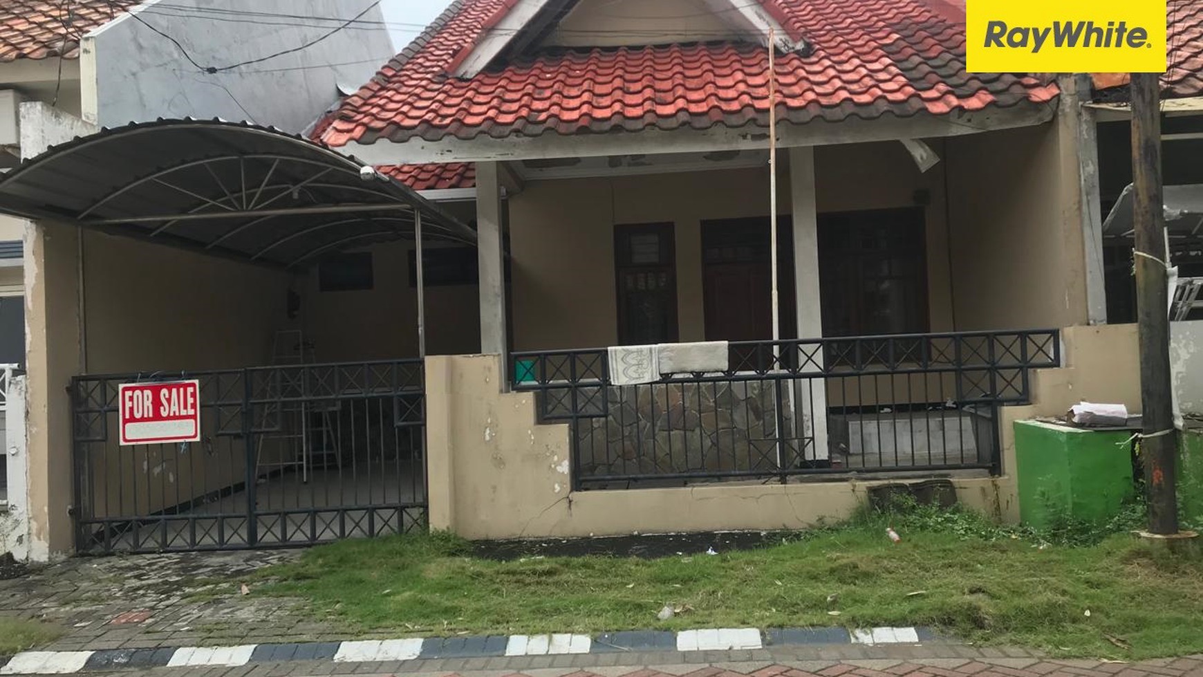 Dijual Rumah SHM di Babatan Pratama Wiyung Surabaya