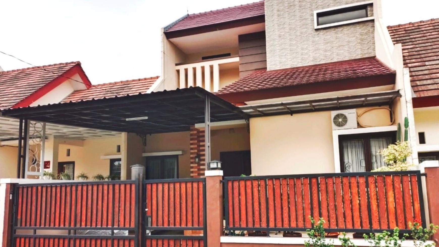 Rumah 2 Lantai Terawat di Sawangan - Full Furnished & Dekat Tol