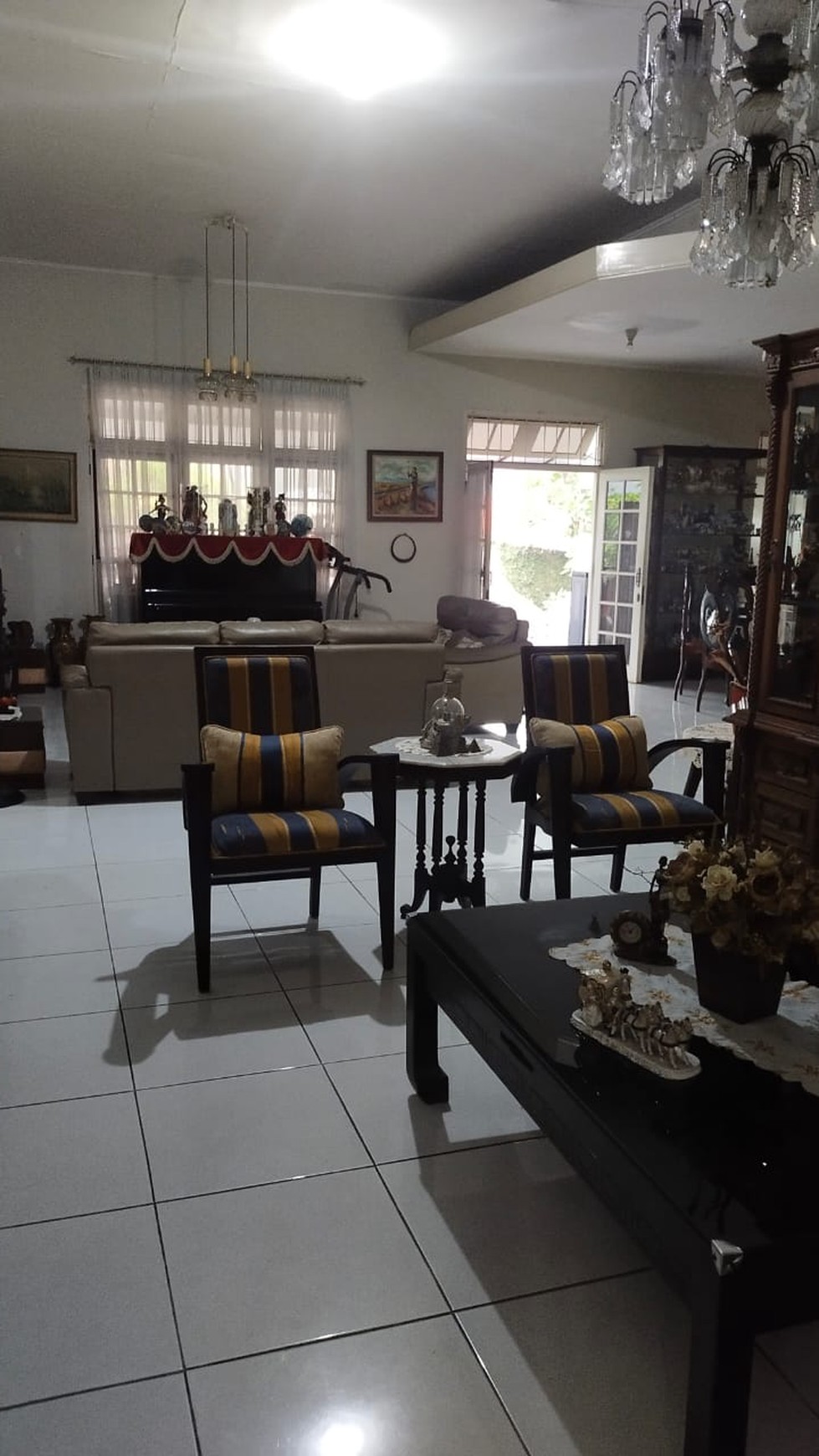 Dijual rumah di Perumahan Mega Cinere. Asri & Strategis lokasi Jln.Denpasar  Cinere Depok