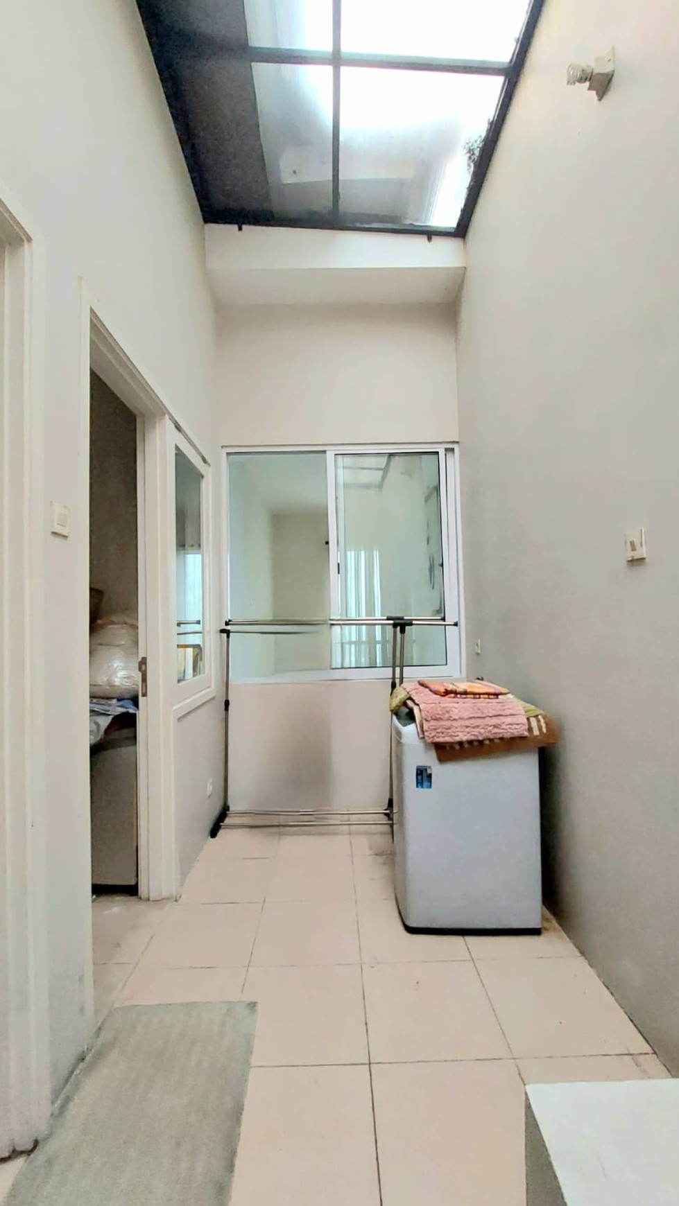 Rumah Cantik Siap Huni dalam Cluster Bintaro Jaya Sektor 9