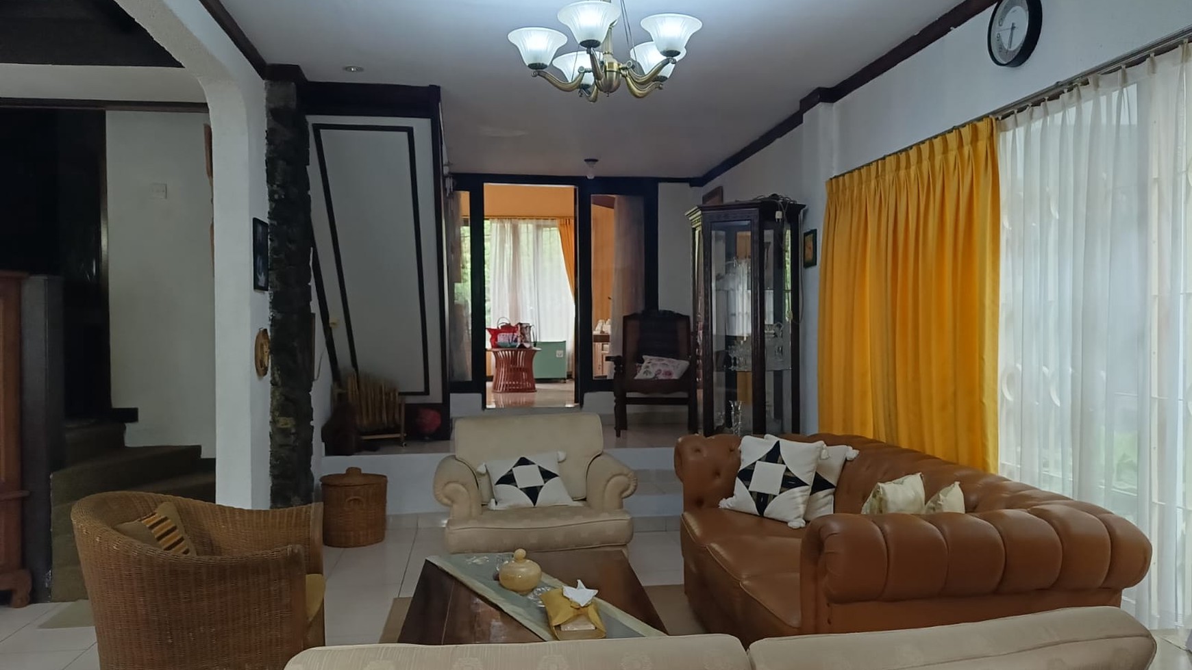 Villa Bagus Semi Furnished di Villa Istana Bunga