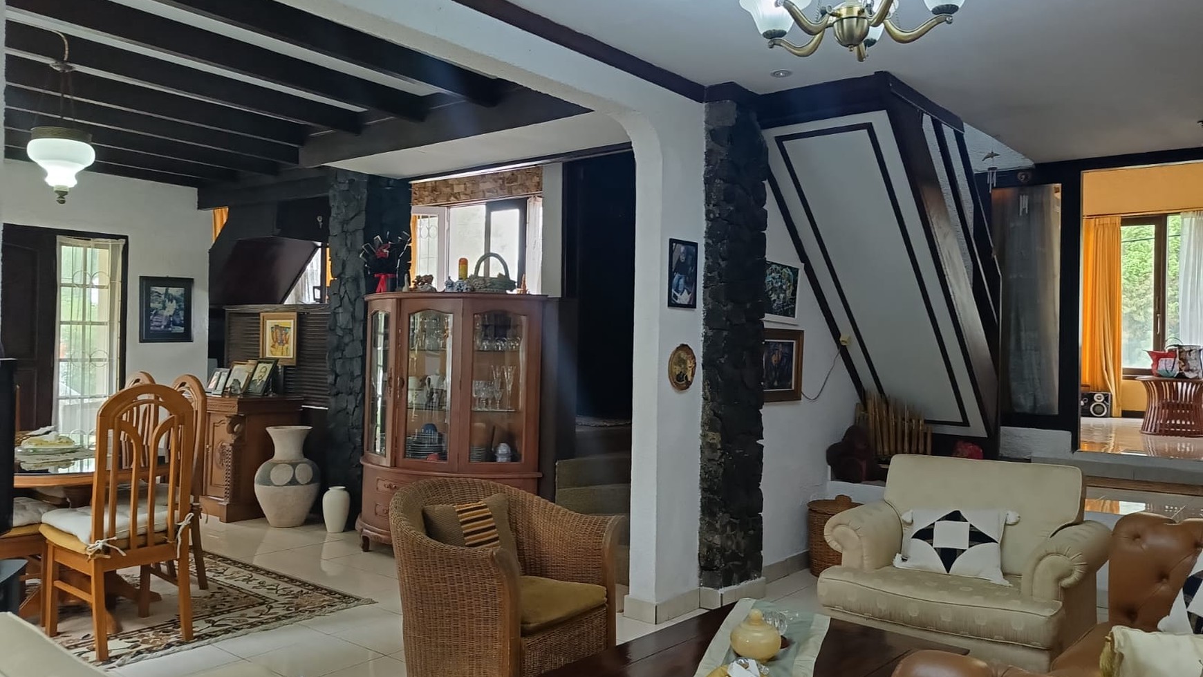 Villa Bagus Semi Furnished di Villa Istana Bunga