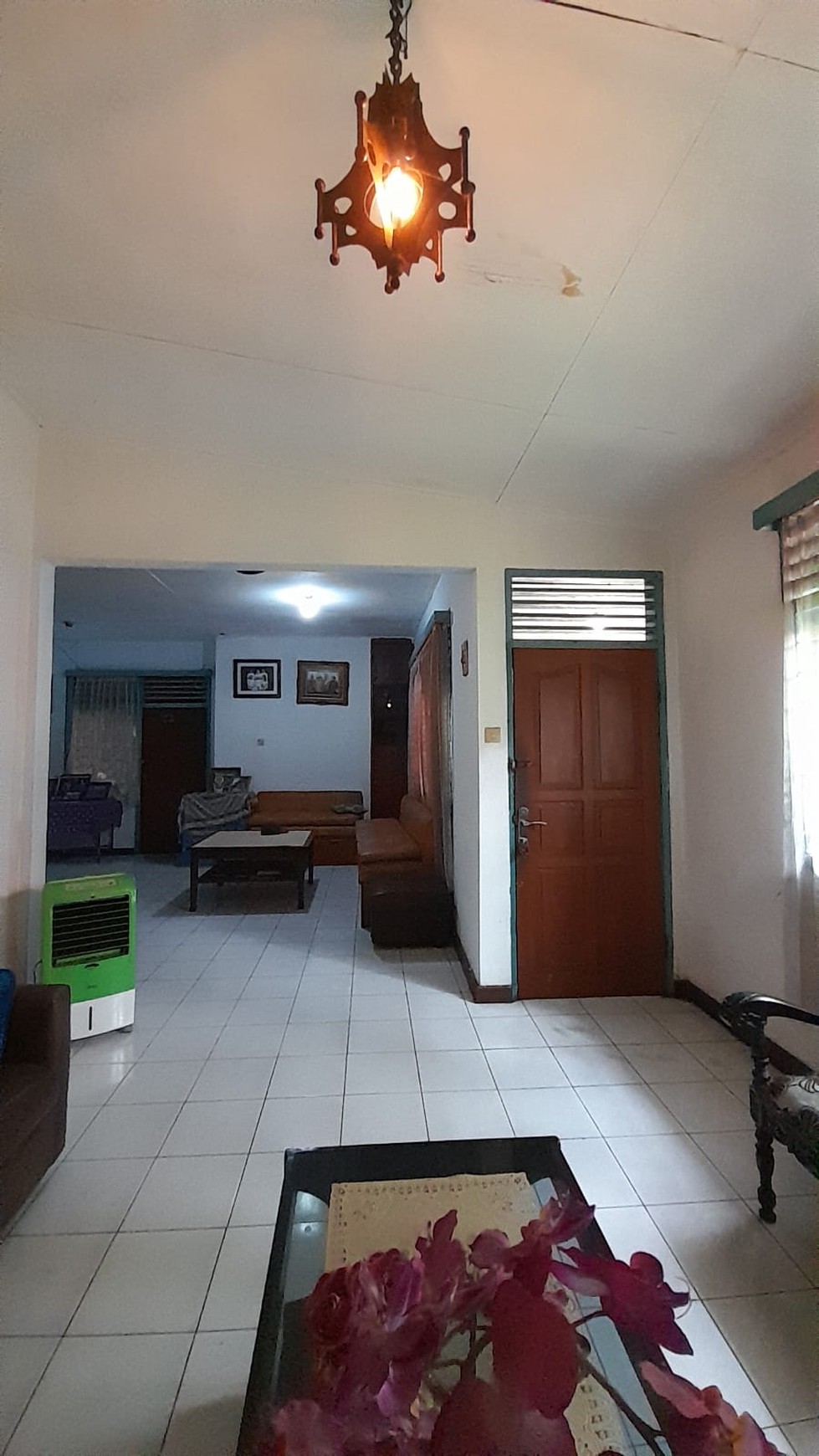 Dijual 1 unit Rumah Lama 2 Tingkat di Kemandoran, Kebayoran Lama Jakarta Selatan