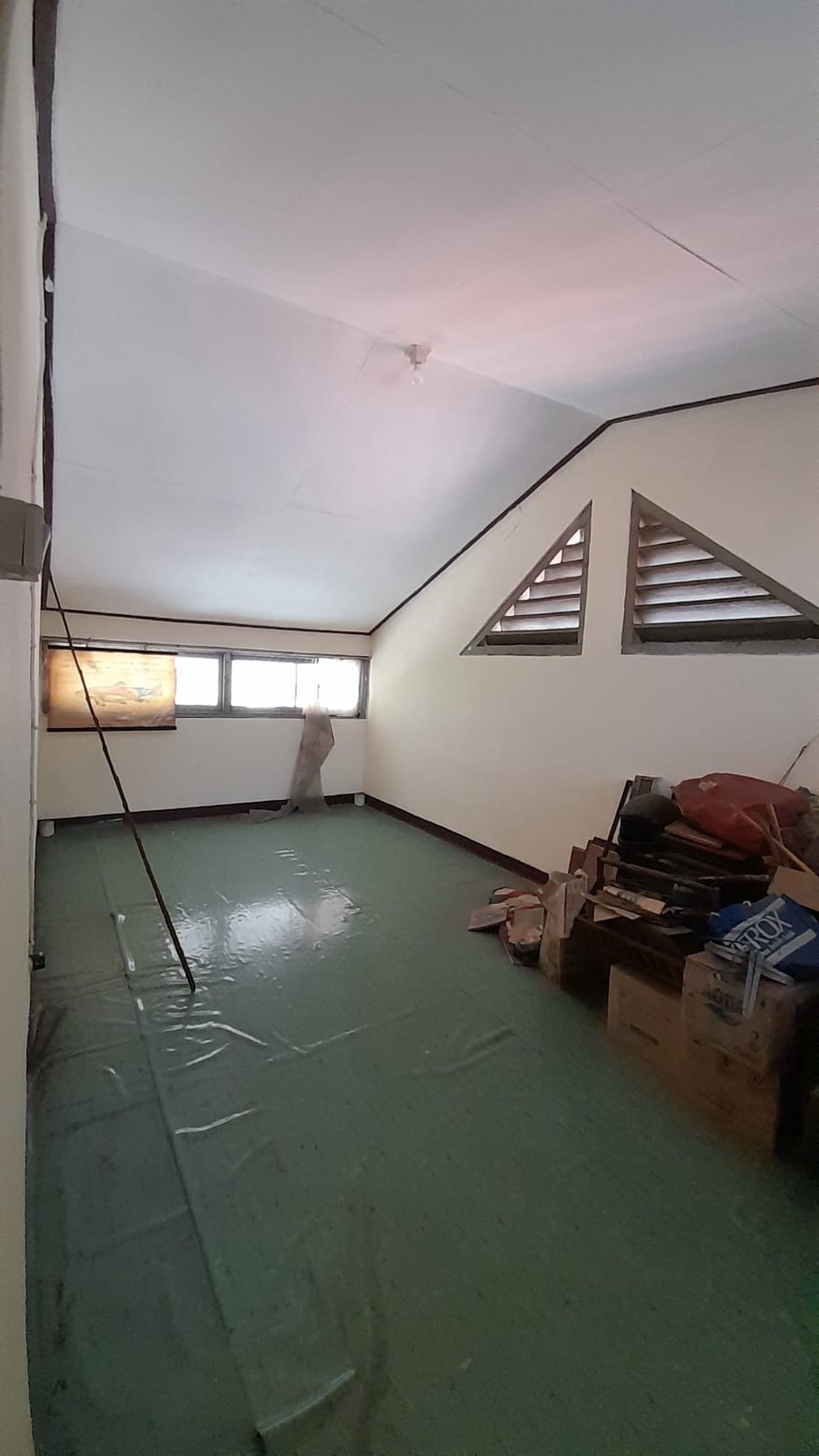 Dijual 1 unit Rumah Lama 2 Tingkat di Kemandoran, Kebayoran Lama Jakarta Selatan