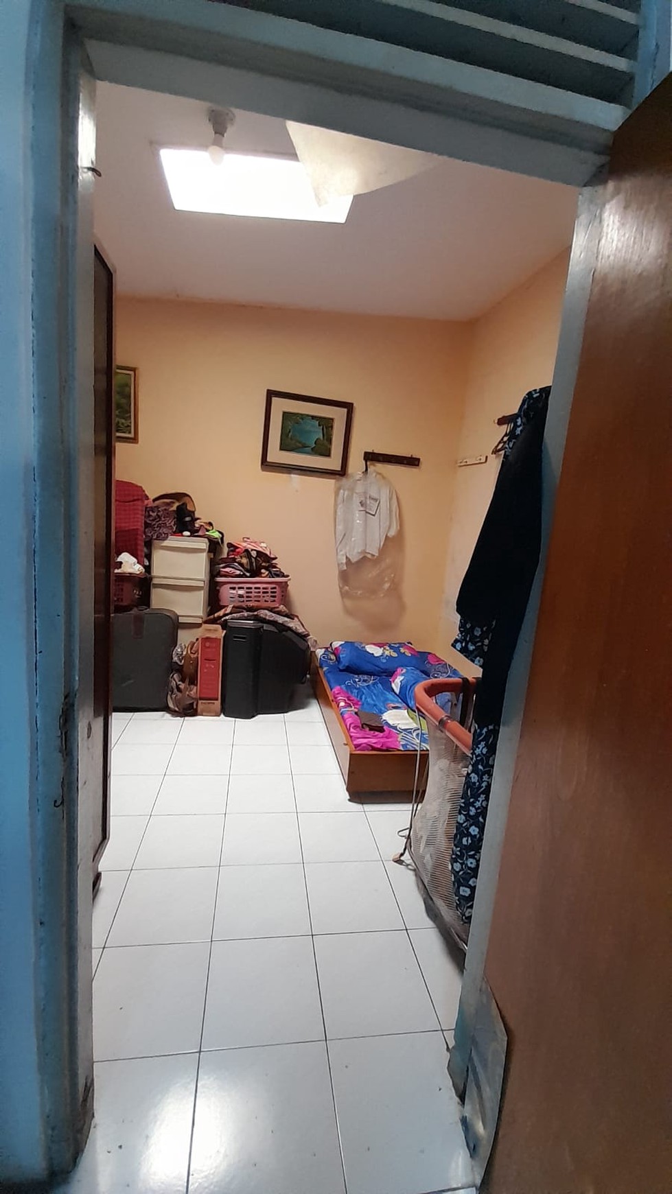 Dijual 1 unit Rumah Lama 2 Tingkat di Kemandoran, Kebayoran Lama Jakarta Selatan