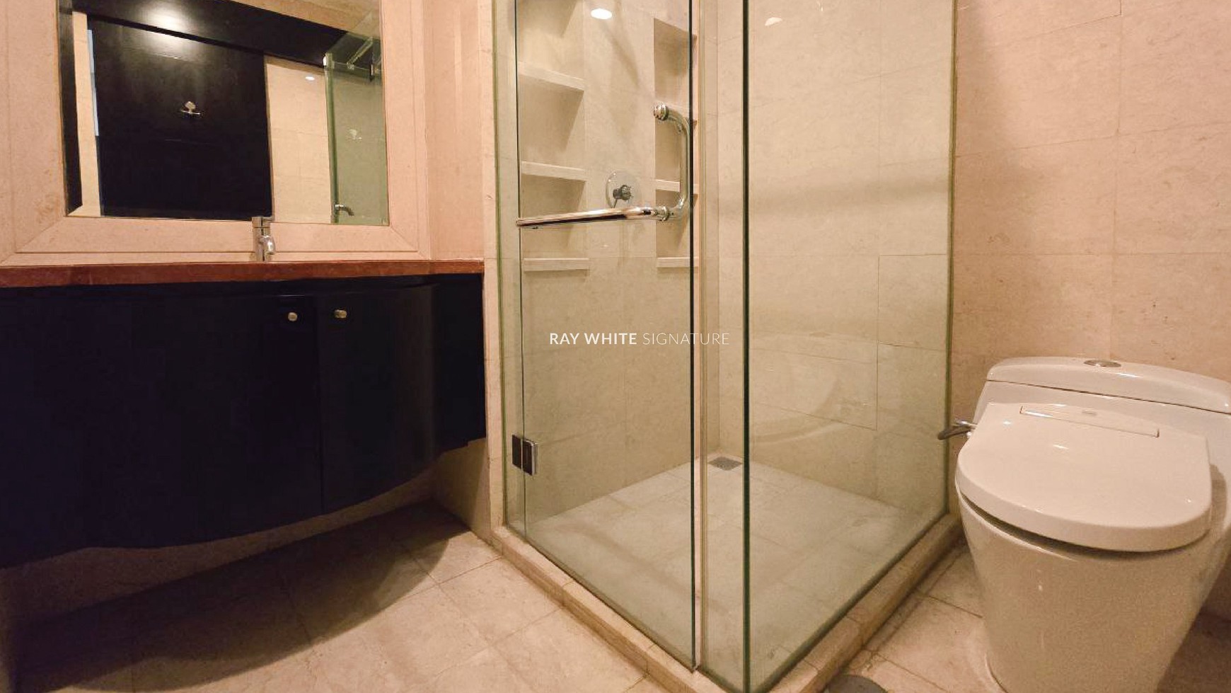 Unit di Apartemen The Capital Residence private lift