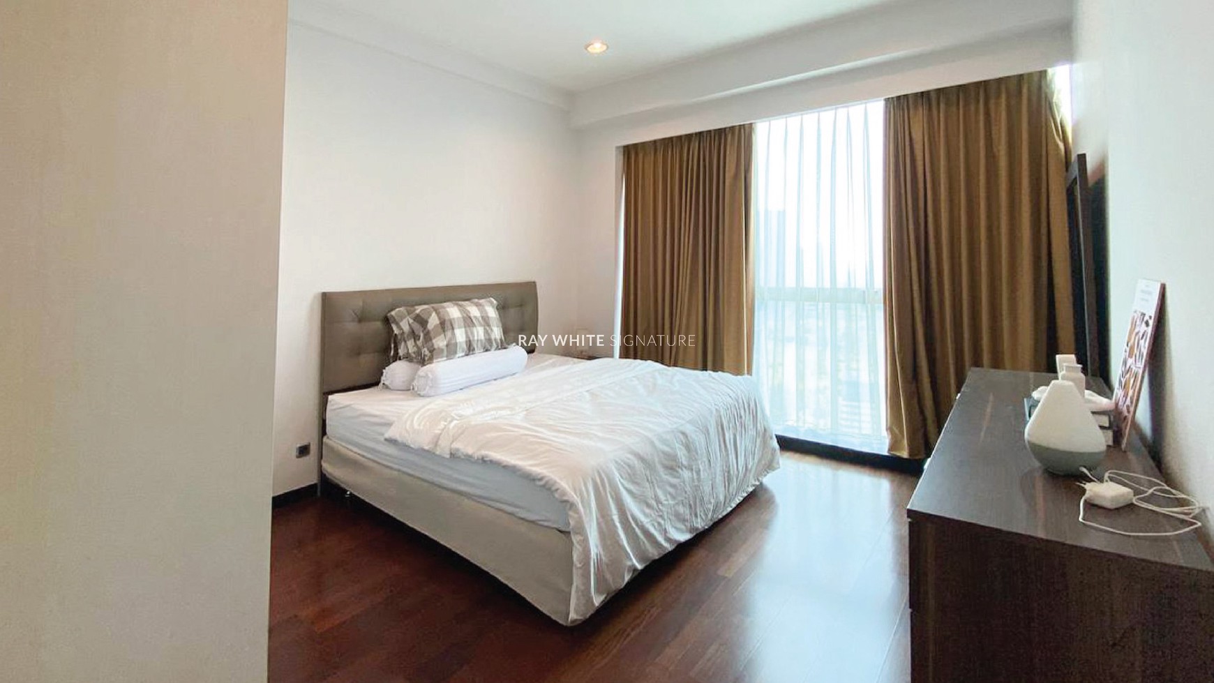 Unit di Apartemen Setiabudi Residence private lift