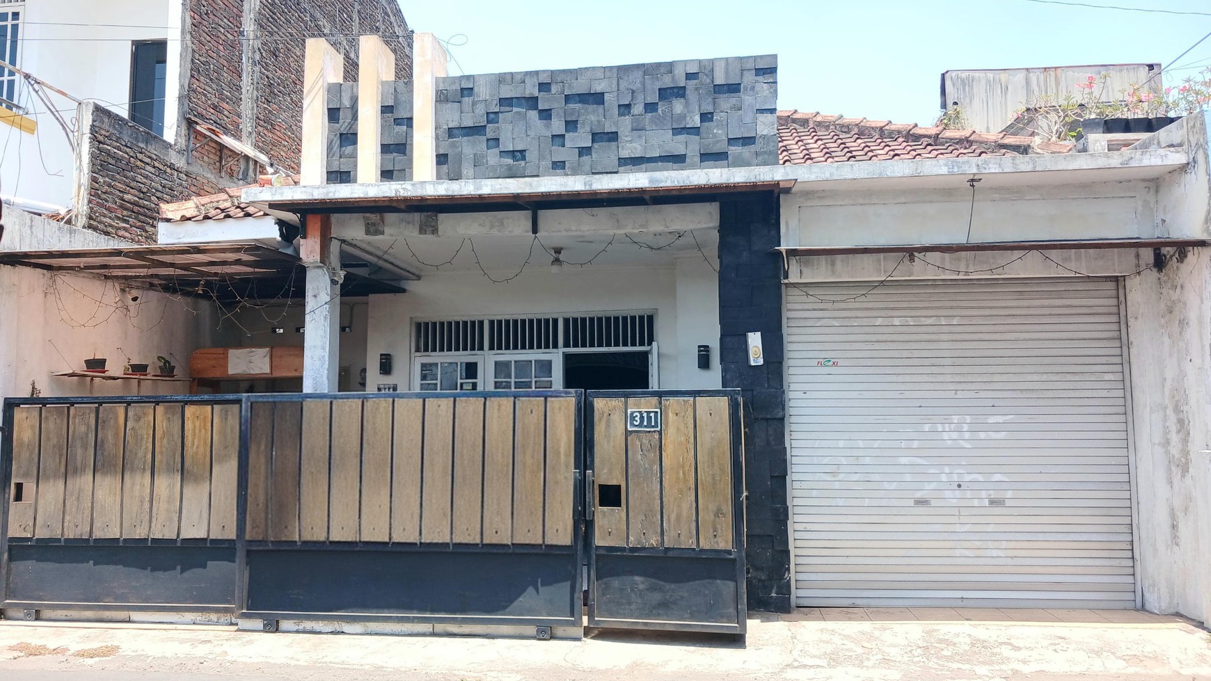 Rumah Hitung Tanah Area Cipete