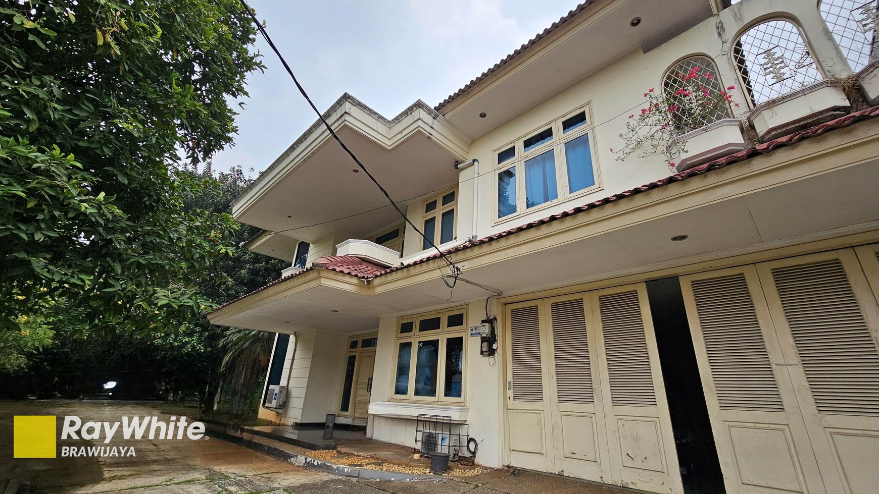 Rumah Hitung Tanah Area Cipete
