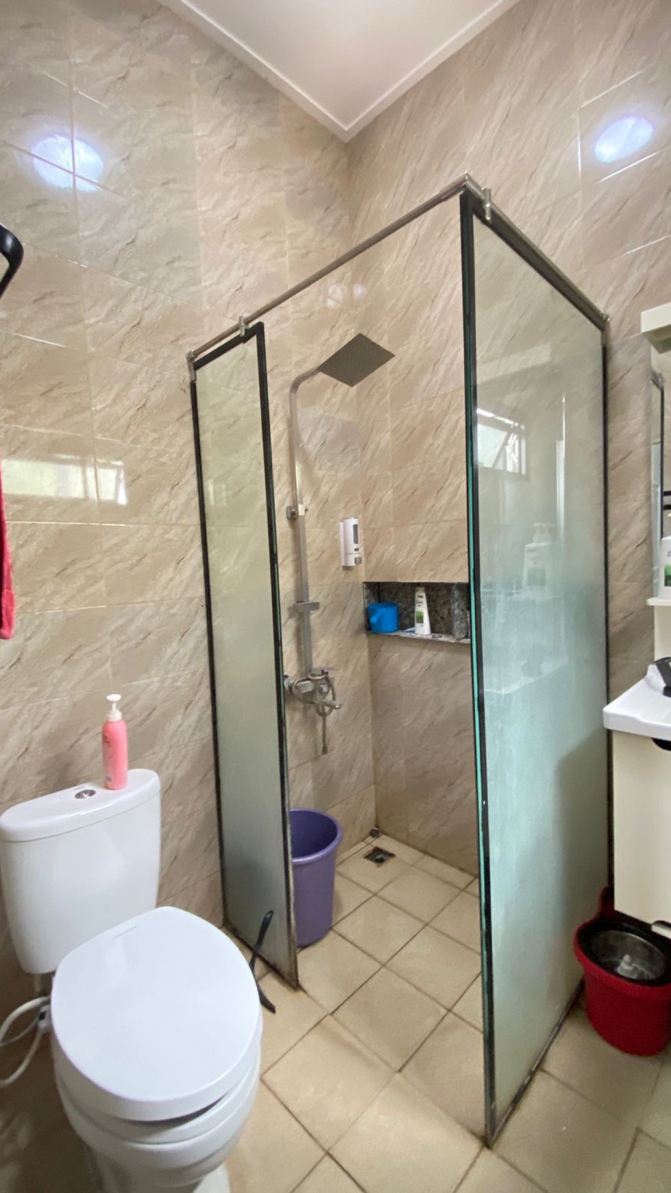 Rumah Hitung Tanah Area Cipete